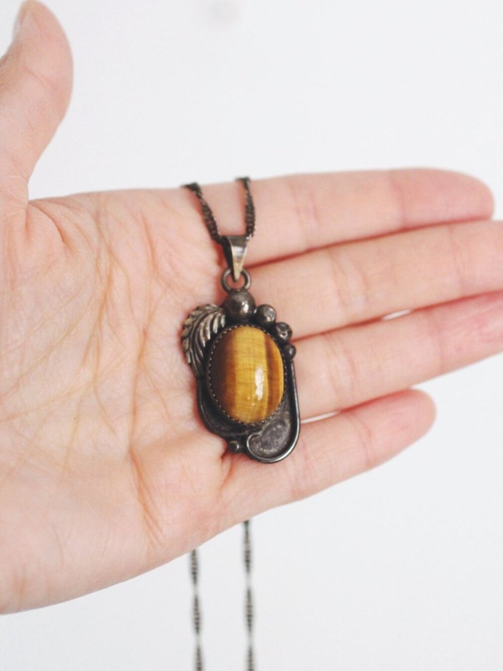 Vintage Sterling Silver Tigers Eye Pendant Necklace Southwestern Navajo Hand Sta